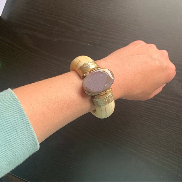 Vintage natural stone & Buffalo bone copper bangle - Picture 4 of 8